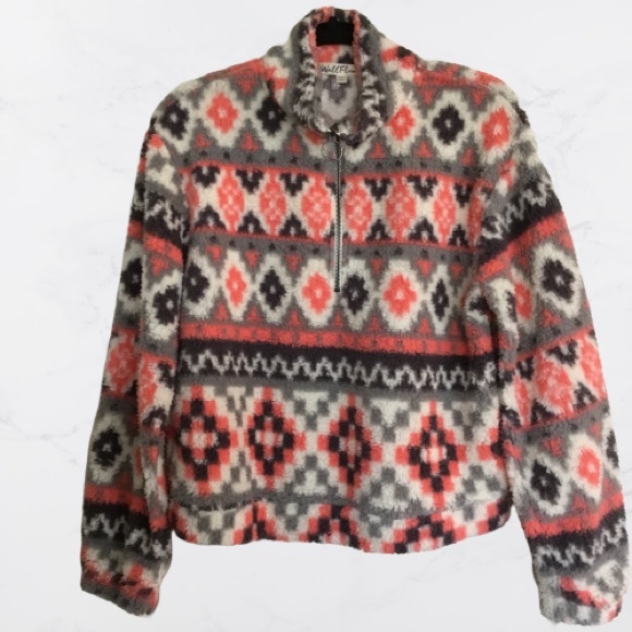 Wallflower Tops - Wall Flower Faux Fur Print Sweatshirt size large